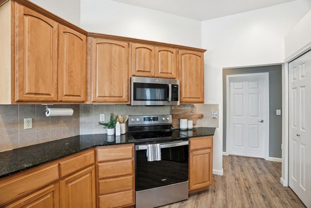 859 S Shelley Lake Ln, Spokane Valley, WA 99037