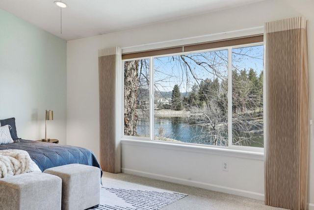 859 S Shelley Lake Ln, Spokane Valley, WA 99037