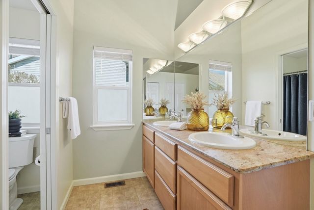 859 S Shelley Lake Ln, Spokane Valley, WA 99037