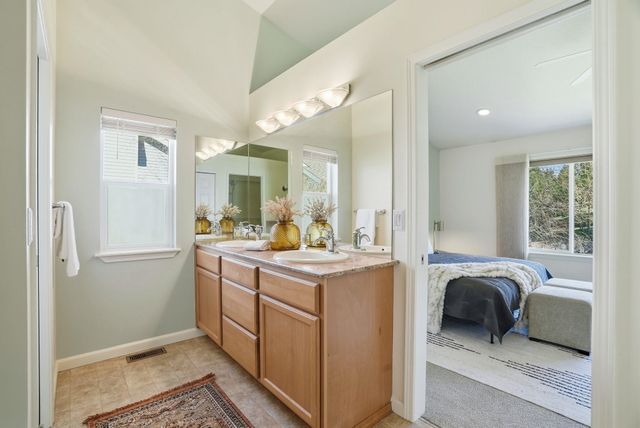 859 S Shelley Lake Ln, Spokane Valley, WA 99037