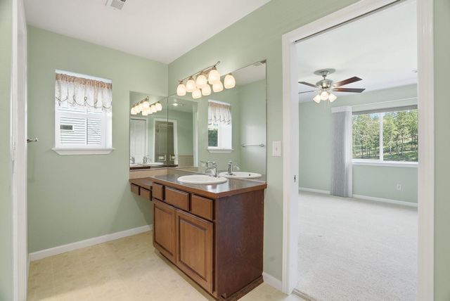 859 S Shelley Lake Ln, Spokane Valley, WA 99037