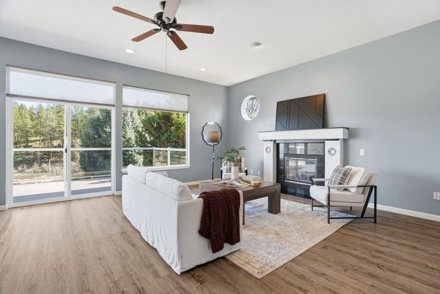 859 S Shelley Lake Ln, Spokane Valley, WA 99037