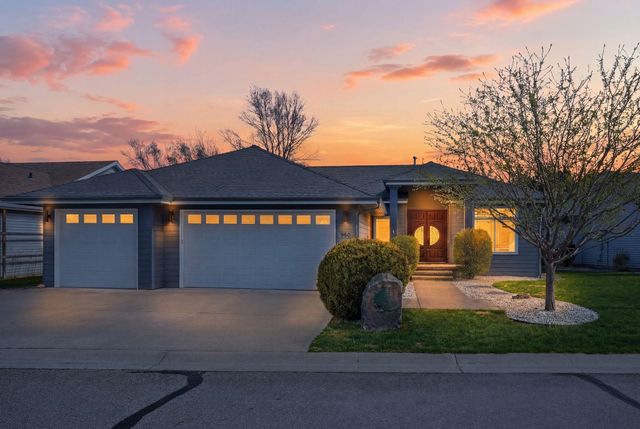 859 S Shelley Lake Ln, Spokane Valley, WA 99037