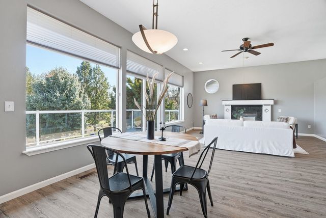 859 S Shelley Lake Ln, Spokane Valley, WA 99037