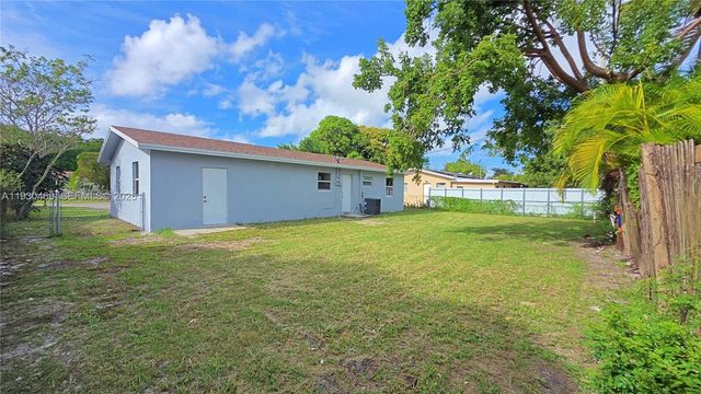 1700 N Cypress Rd, Pompano Beach, FL 33060