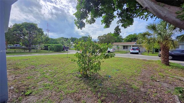 1700 N Cypress Rd, Pompano Beach, FL 33060
