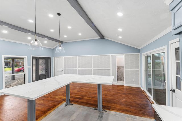 5402 Libbey Lane, Houston, TX 77092