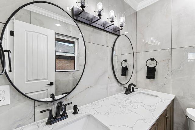 5402 Libbey Lane, Houston, TX 77092