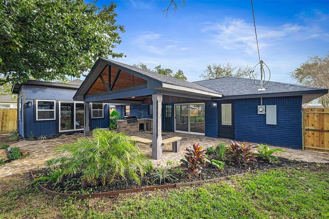 5402 Libbey Lane, Houston, TX 77092