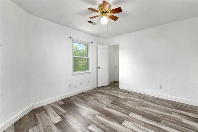 230 SW Pinetree Lane, Lee's Summit, MO 64063