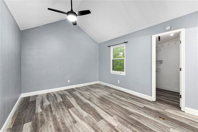 230 SW Pinetree Lane, Lee's Summit, MO 64063