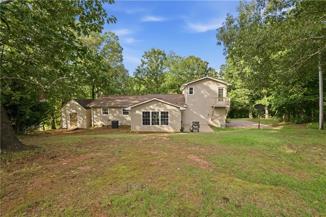 2001 Ridgeview Lane, Seneca, SC 29678