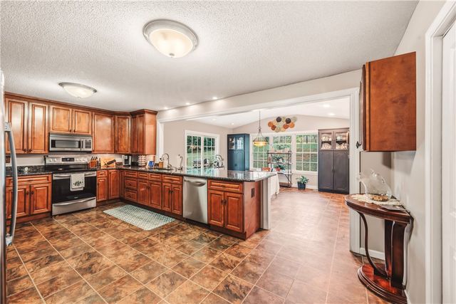 2001 Ridgeview Lane, Seneca, SC 29678
