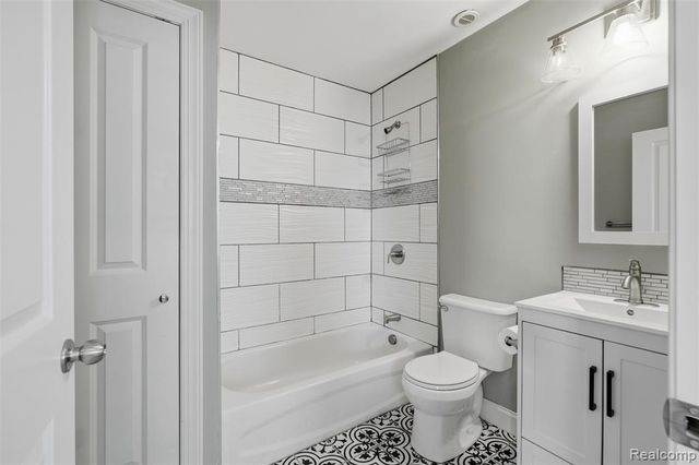 1786 W Willis Street 1, Detroit, MI 48208