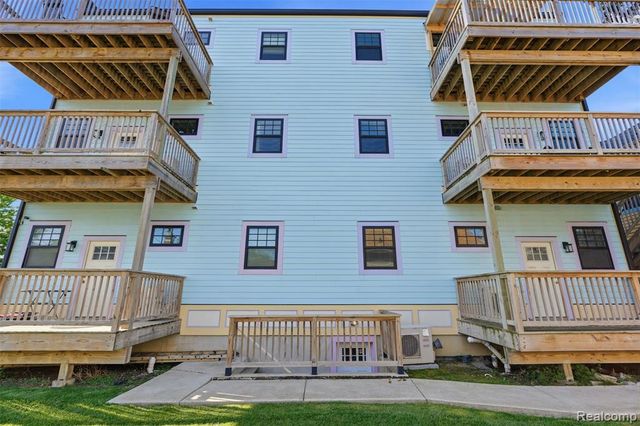 1786 W Willis Street 1, Detroit, MI 48208