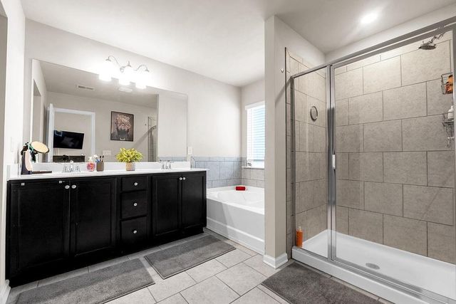 1584 Jacobs Way, Stone Mountain, GA 30083