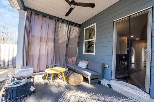 1584 Jacobs Way, Stone Mountain, GA 30083