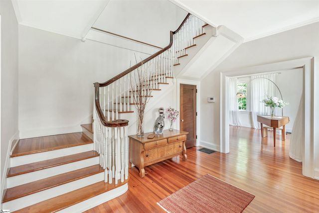905 W Market Street, Anderson, SC 29624