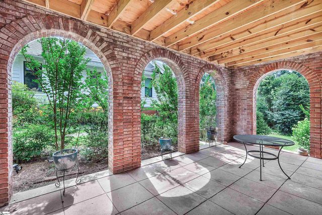 905 W Market Street, Anderson, SC 29624