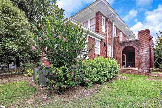 905 W Market Street, Anderson, SC 29624