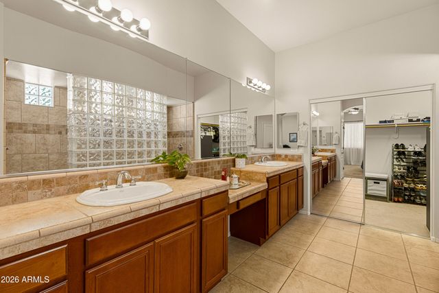 2020 W Bonanza Lane, Phoenix, AZ 85085