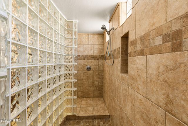 2020 W Bonanza Lane, Phoenix, AZ 85085