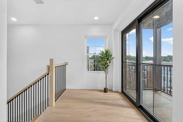 64 Nelson St 4, Boston, MA 02124