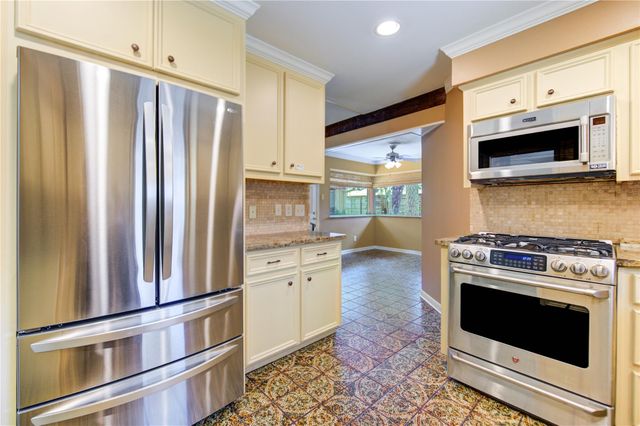 13307 Barryknoll Lane, Houston, TX 77079