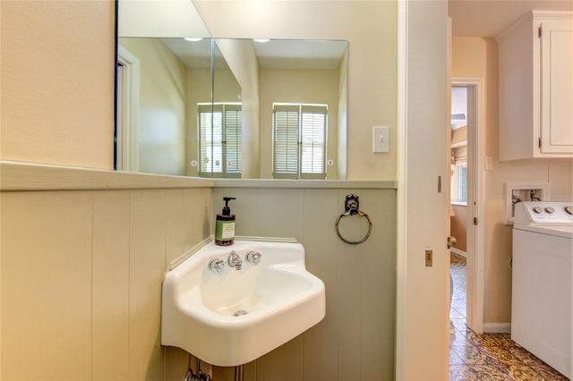 13307 Barryknoll Lane, Houston, TX 77079