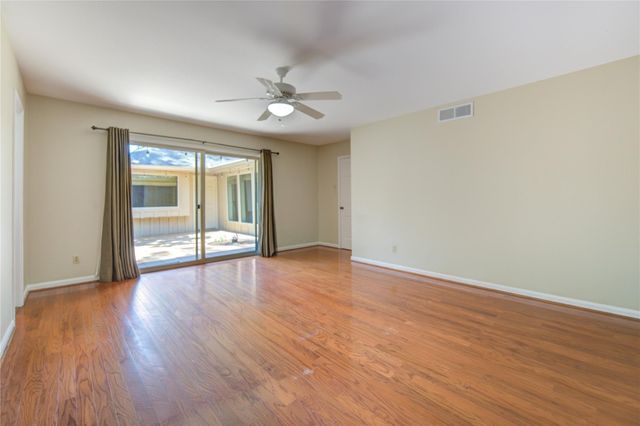 13307 Barryknoll Lane, Houston, TX 77079