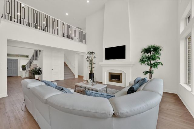 13246 Westmont Heights Lane, Houston, TX 77044