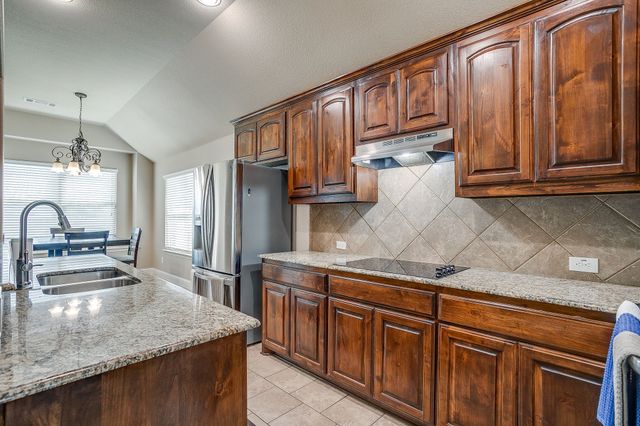 110 Sheri Way, Red Oak, TX 75154