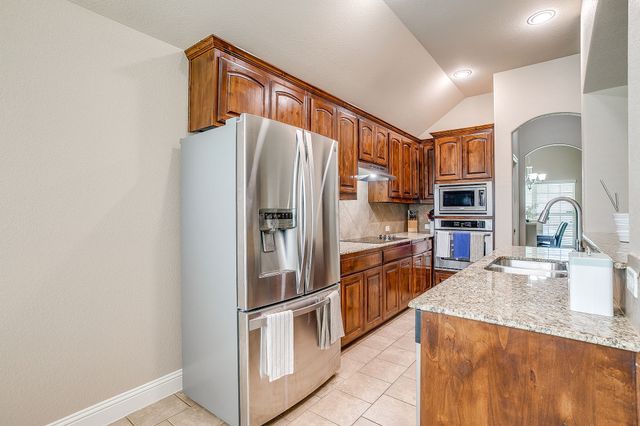 110 Sheri Way, Red Oak, TX 75154