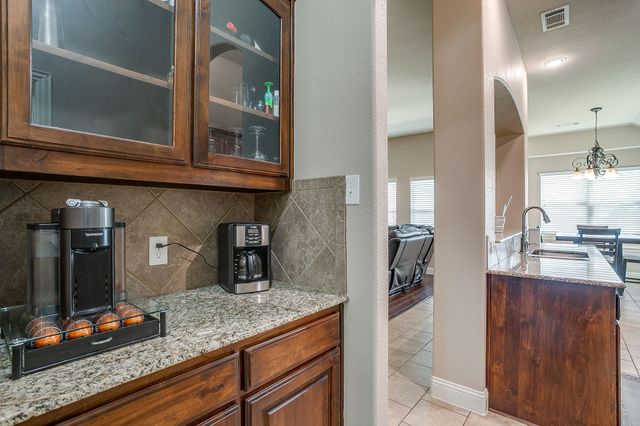 110 Sheri Way, Red Oak, TX 75154