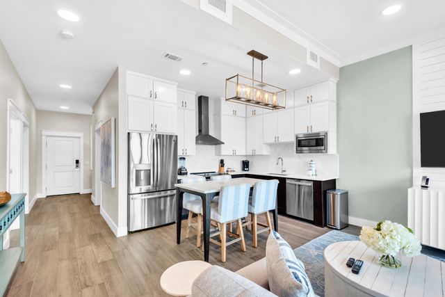 203 Henderson Resort Way 4204, Destin, FL 32541