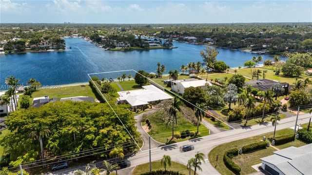 14021 SW 97th Ave, Miami, FL 33176