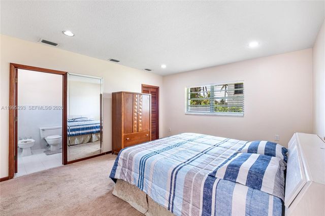 14021 SW 97th Ave, Miami, FL 33176