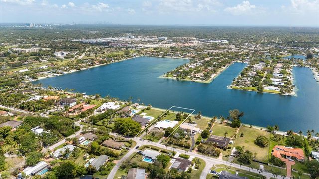 14021 SW 97th Ave, Miami, FL 33176