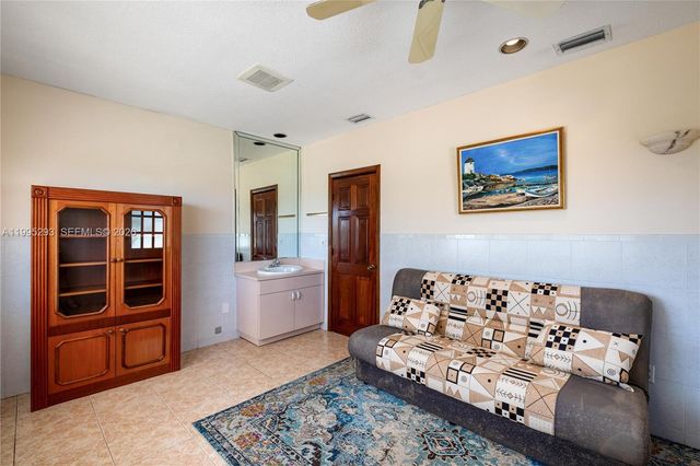 14021 SW 97th Ave, Miami, FL 33176