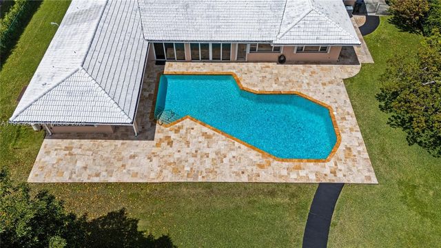 14021 SW 97th Ave, Miami, FL 33176