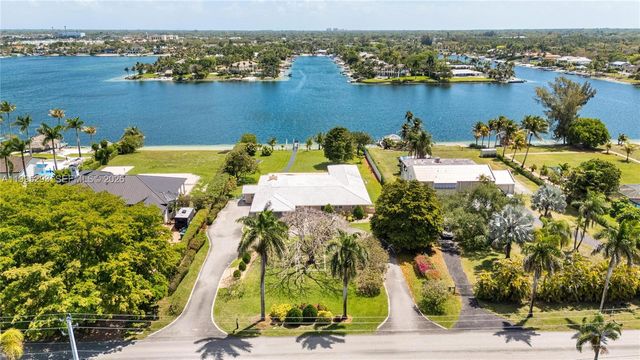 14021 SW 97th Ave, Miami, FL 33176