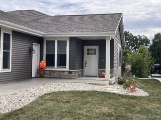 W7986 County Road B #10, Lake Mills, WI 53551