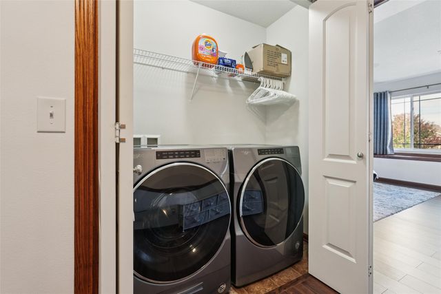 8601 Westown Parkway 30106, West Des Moines, IA 50266