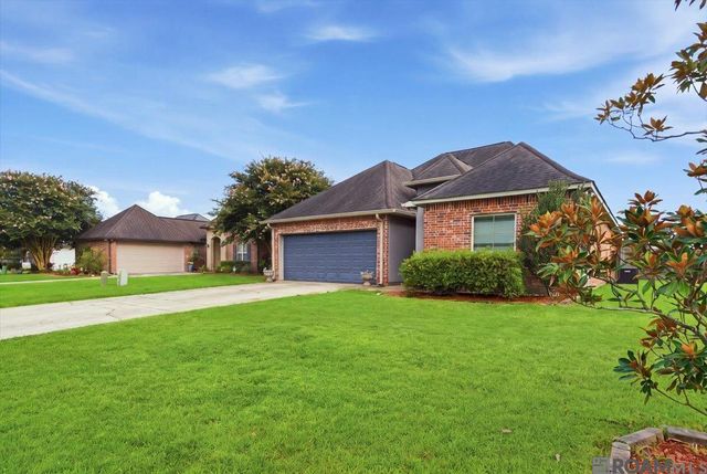 11374 Juban Parc Ave, Denham Springs, LA 70726