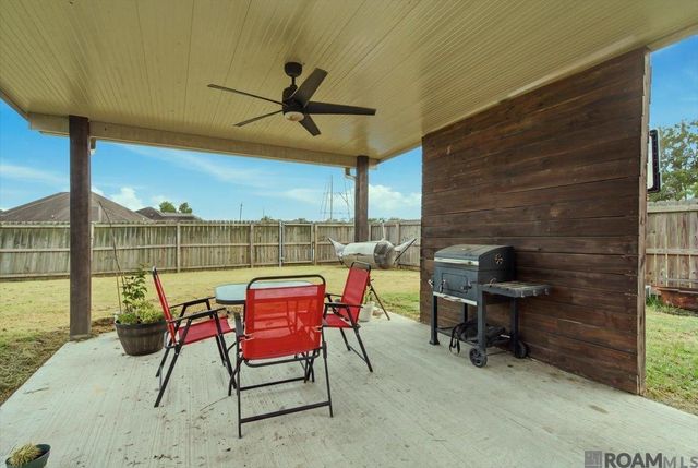11374 Juban Parc Ave, Denham Springs, LA 70726