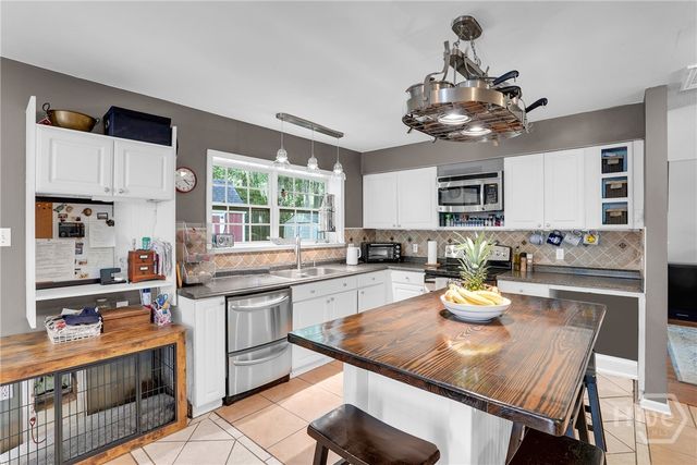 22 Daveitta Drive, Savannah, GA 31419