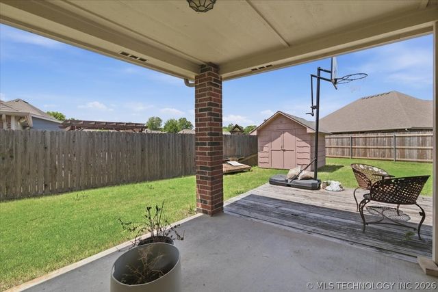 12720 N 124th Place E, Collinsville, OK 74021