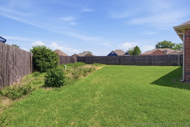 12720 N 124th Place E, Collinsville, OK 74021