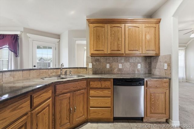 12720 N 124th Place E, Collinsville, OK 74021