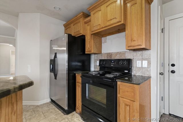 12720 N 124th Place E, Collinsville, OK 74021